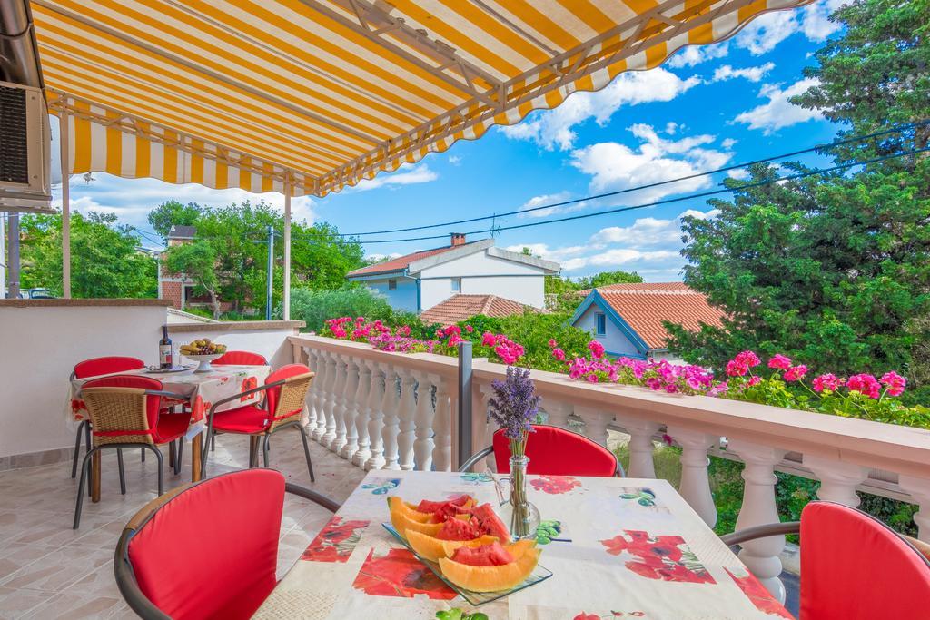 Apartment Danica Maslenica Ngoại thất bức ảnh