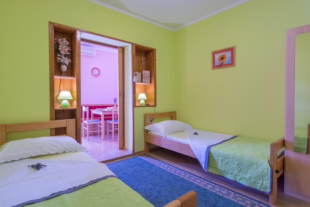 Apartment Danica Maslenica Ngoại thất bức ảnh