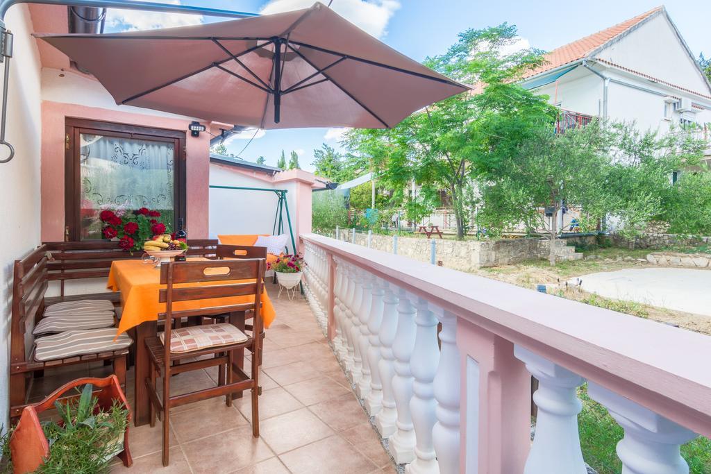 Apartment Danica Maslenica Ngoại thất bức ảnh
