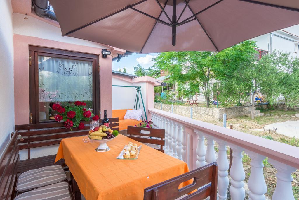 Apartment Danica Maslenica Ngoại thất bức ảnh