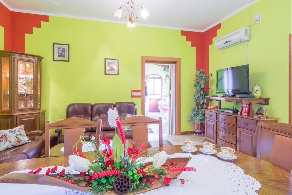 Apartment Danica Maslenica Ngoại thất bức ảnh